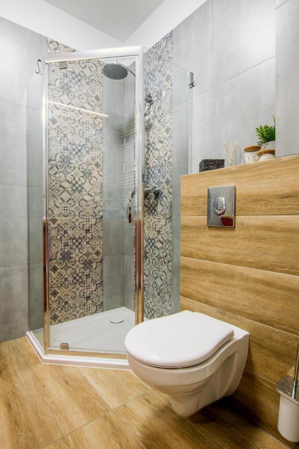 W&K Apartments - Ginger Suite Koszalin Buitenkant foto