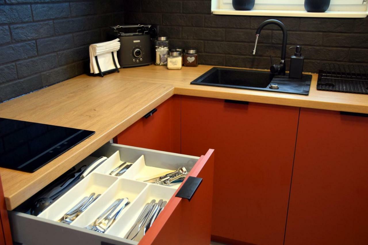 W&K Apartments - Ginger Suite Koszalin Buitenkant foto