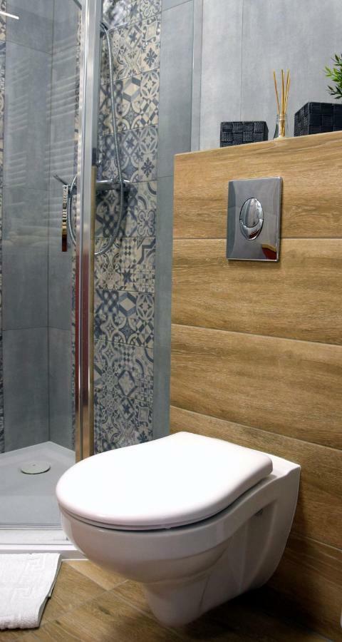 W&K Apartments - Ginger Suite Koszalin Buitenkant foto